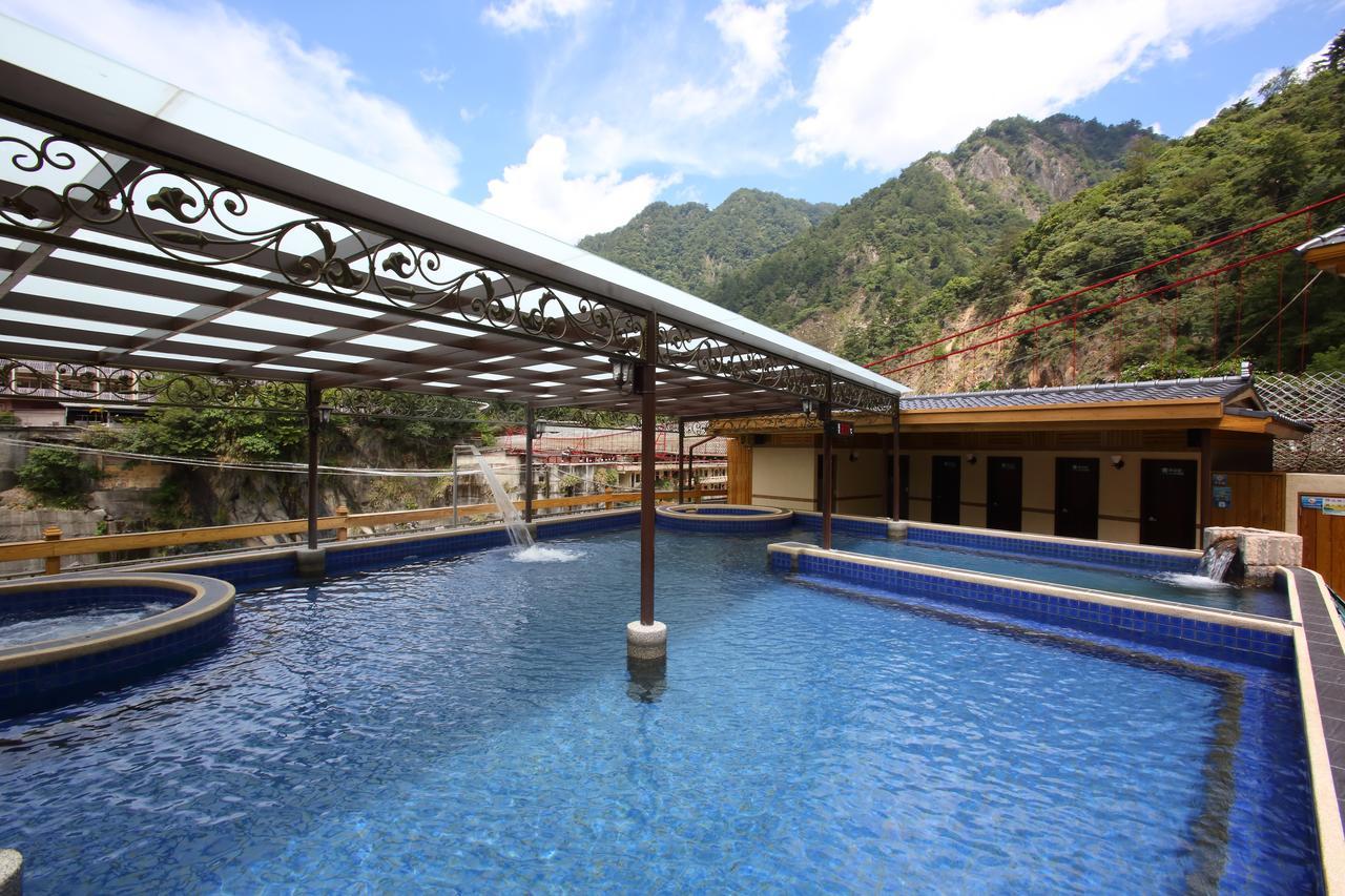 Utopia Holiday Hotel Heping  Exterior photo